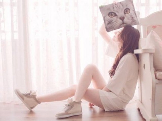 阿瓦呷英摩岩题铭 阿瓦呷英摩岩题铭